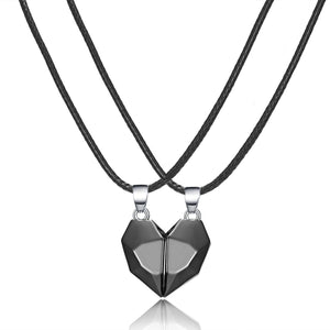 Collares magnéticos para enamorados