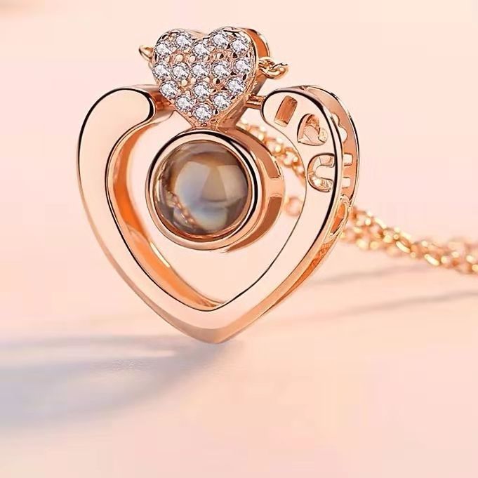 Collar con dije Te Amo en 100 idiomas