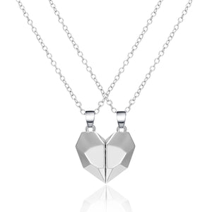 Collares magnéticos para enamorados