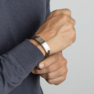 Brazalete Lotus de cuero y acero